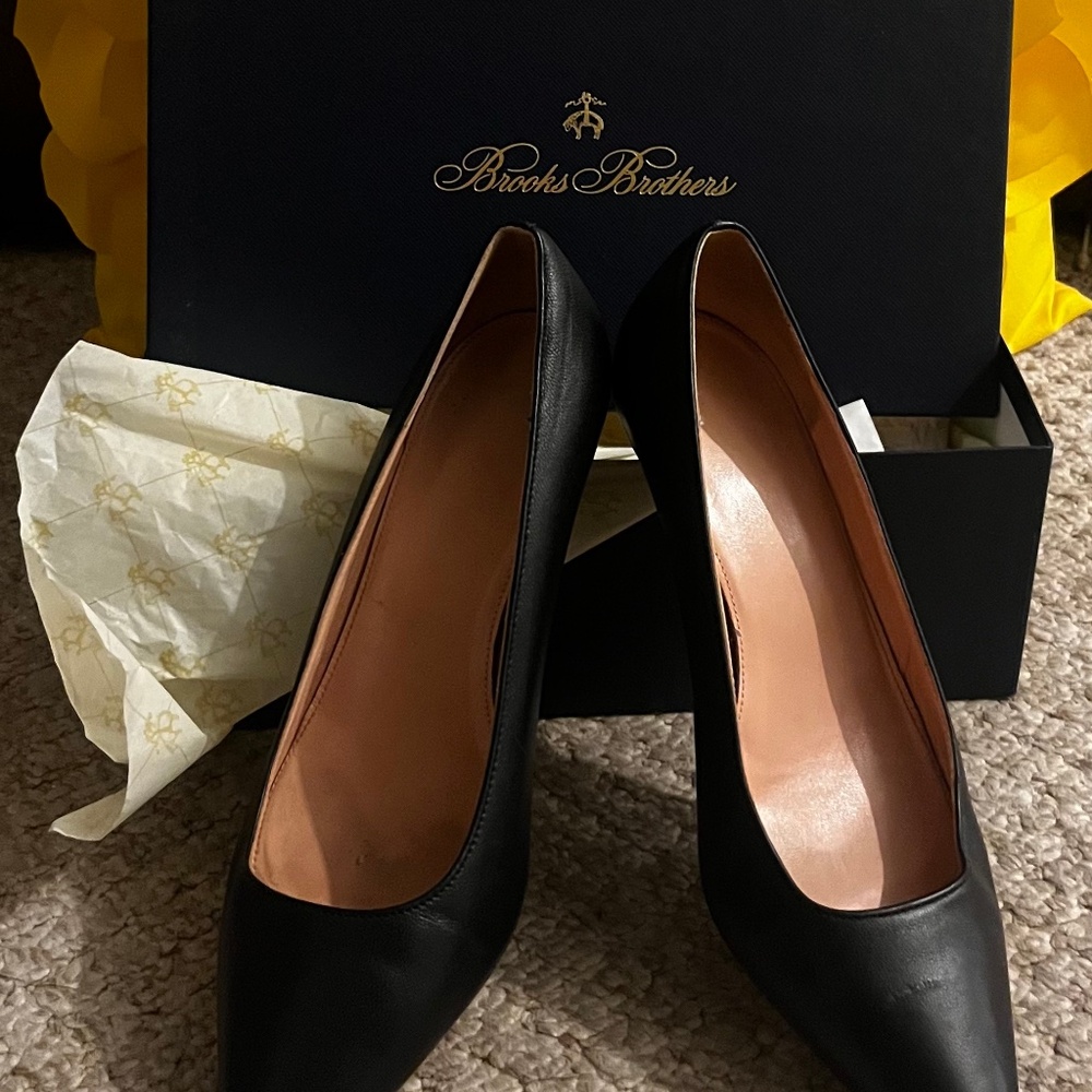 Brooks Brothers Pump